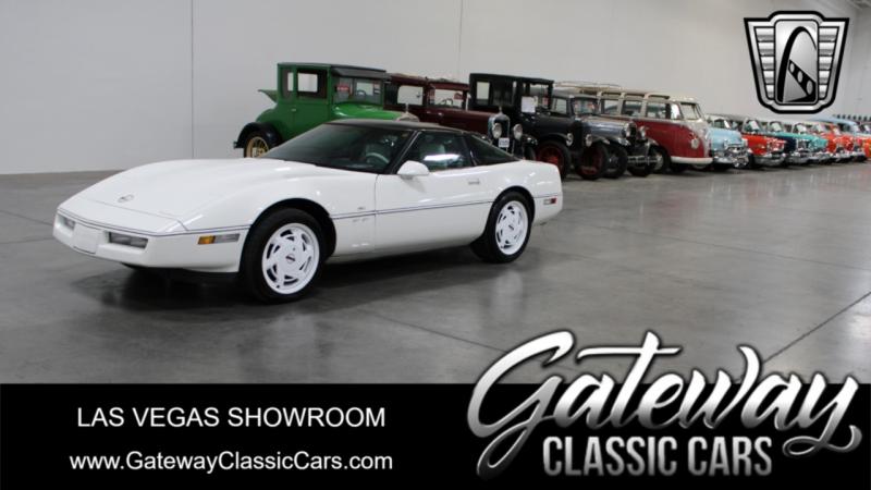 1988 White Chevy Corvette HardTop