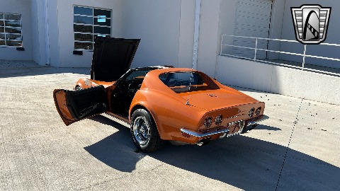 Ontario Orange 1972 Corvette HardTop id:90283