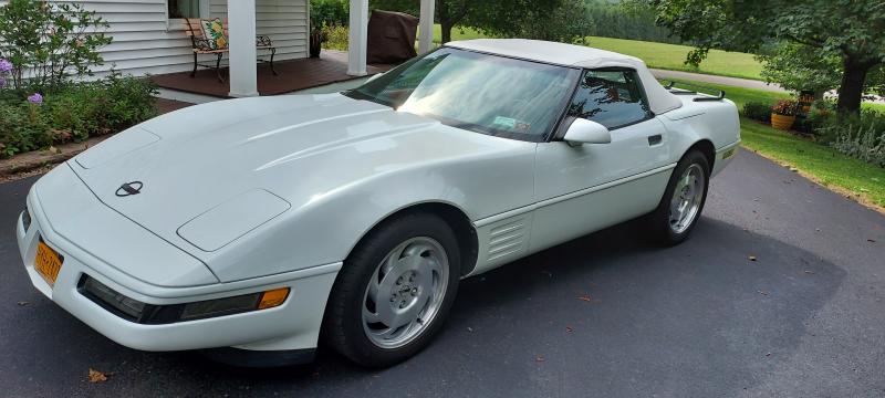 White 1991 Corvette Convertible id:90100