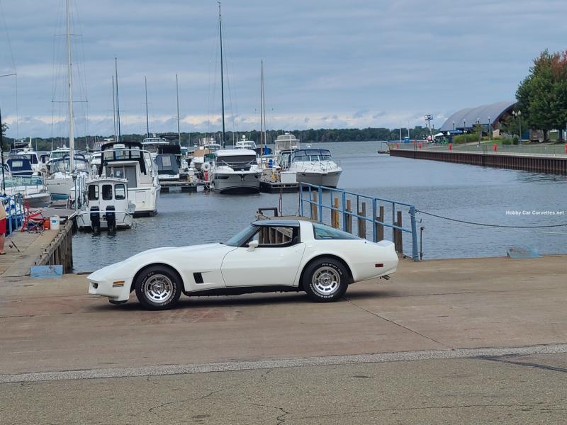 White 1980 Corvette T-Top id:90314