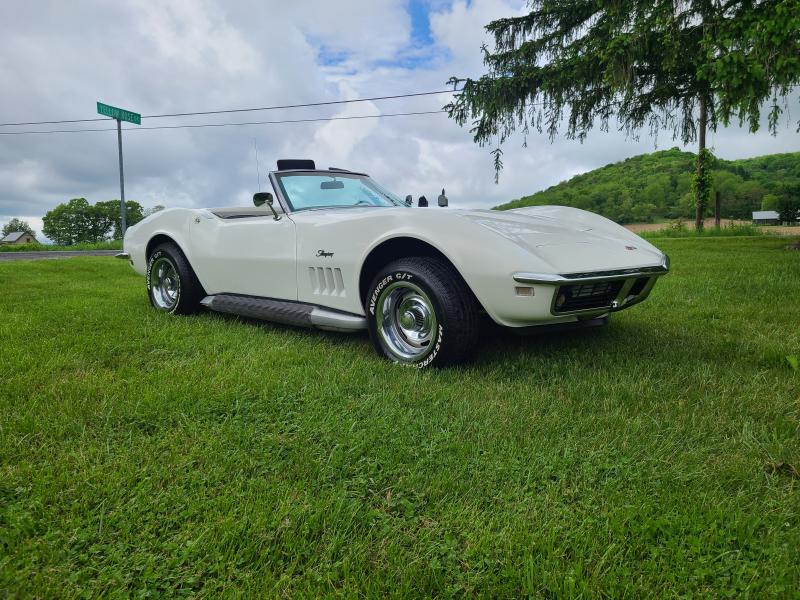 1968 White Chevy Corvette Convertible