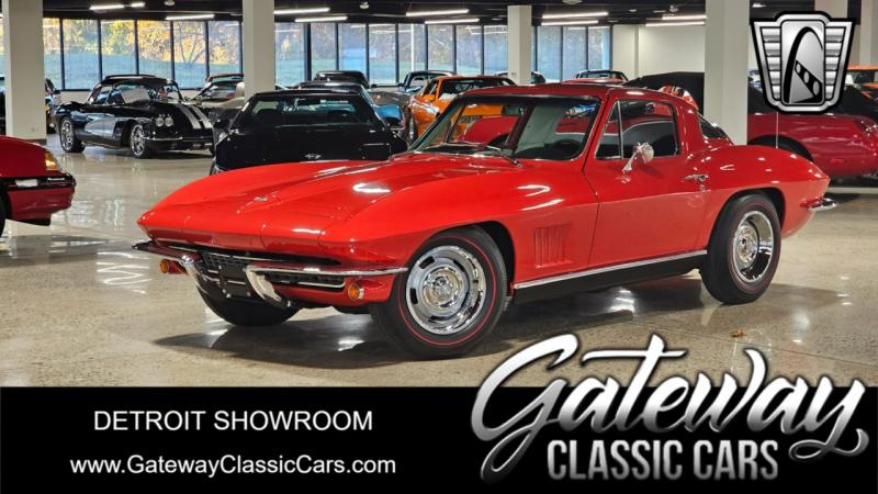 1967 Red Chevy Corvette Coupe