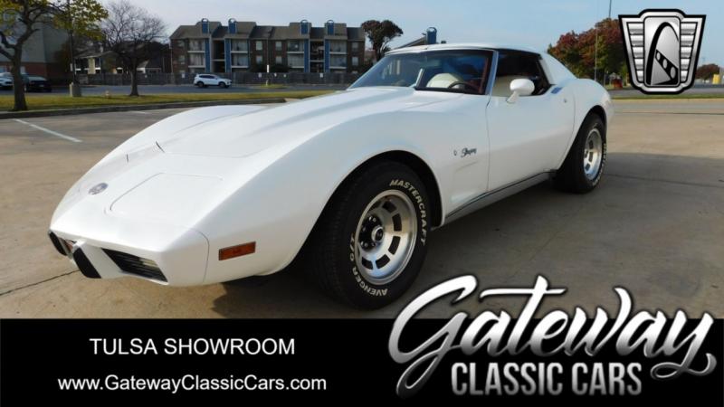 1976 White Chevy Corvette T-Top