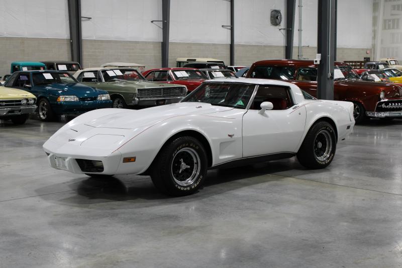 1979 White Chevy Corvette Coupe