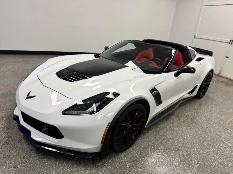 2017 Artic White Chevy Corvette Coupe