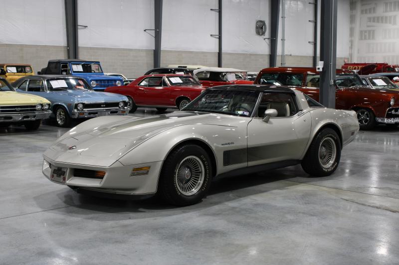 1982 Gray Chevy Corvette Coupe
