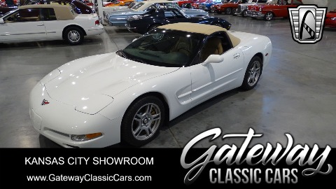 1998 White Chevy Corvette Convertible