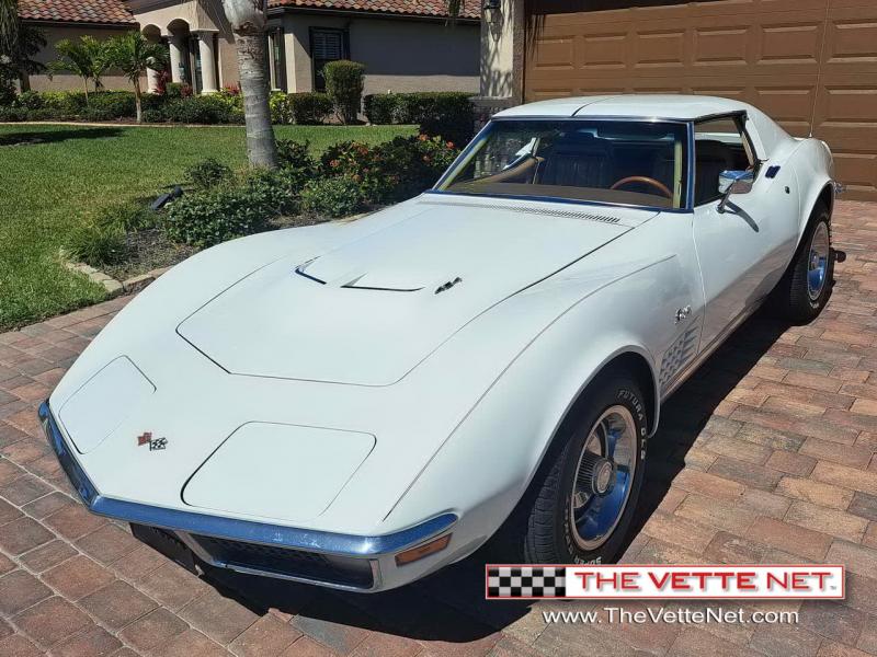 1970 White Chevy Corvette T-Top