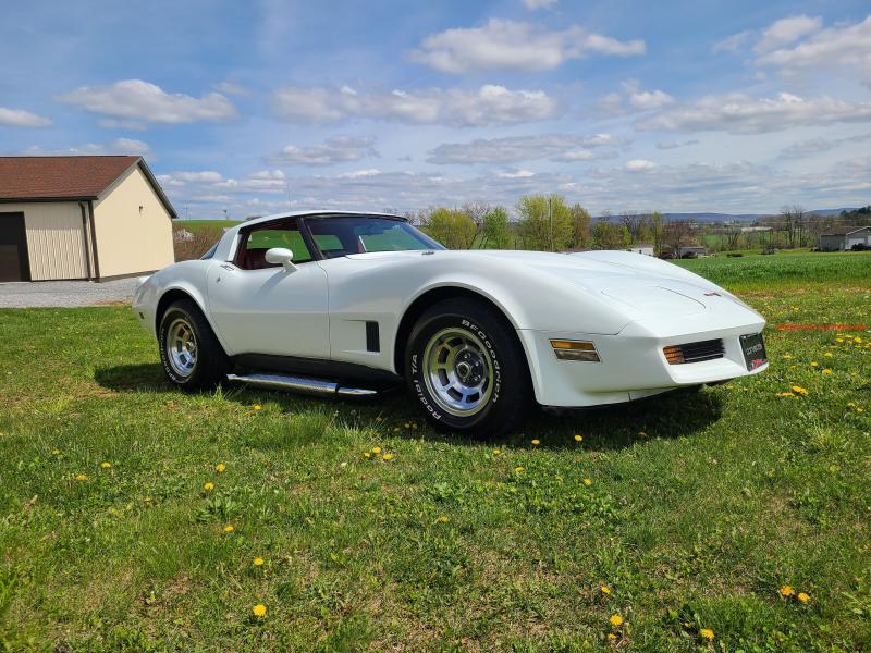 White 1981 Corvette T-Top id:91091