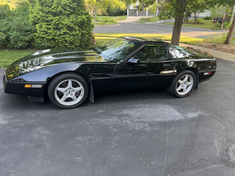 1990 Black Chevy Corvette Coupe