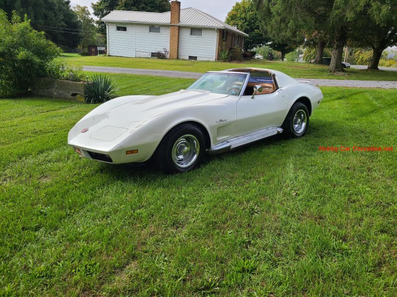 1974 White Chevy Corvette T-Top