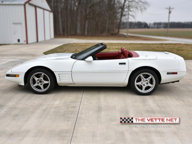 1992 White Chevy Corvette Convertible