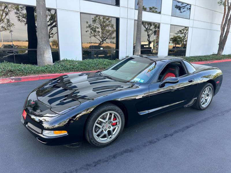 2004 Black Chevy Corvette Coupe