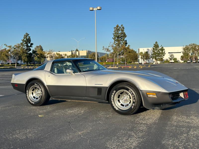 1982 Silver/Charcoal Corvette Coupe