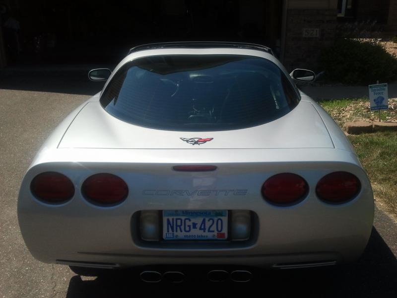 1998 Silver Chevy Corvette Coupe