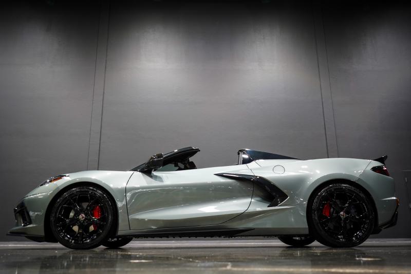 2023 HYPERSONIC GRAY Chevy Corvette Convertible
