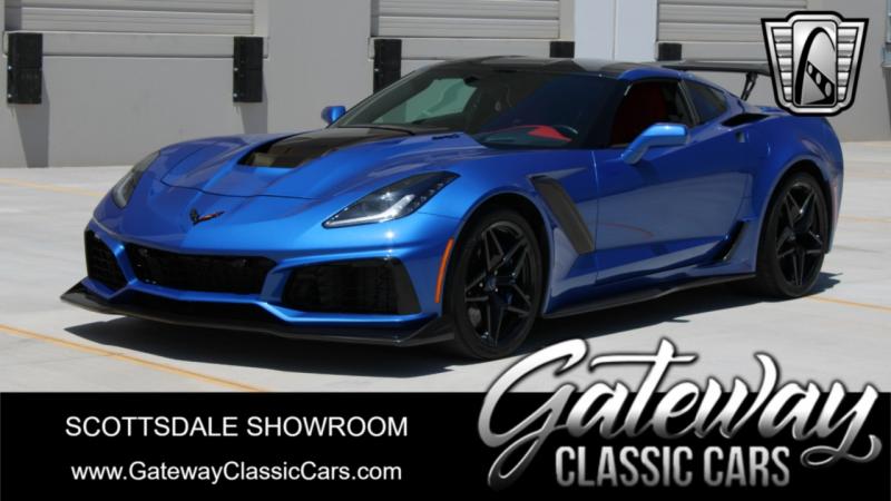 2019 Blue Chevy Corvette Coupe