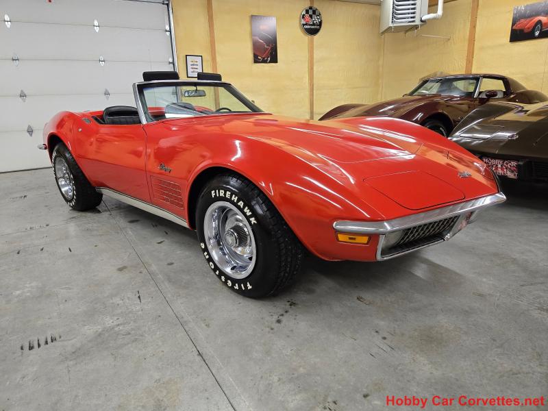 1971 Red Chevy Corvette Convertible 1971 Red Chevy Corvette Convertible