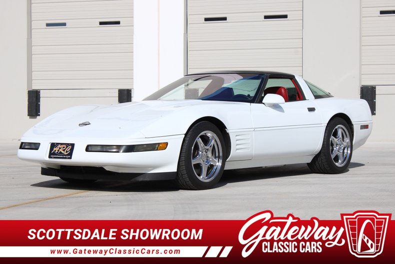 1991 White Chevy Corvette Coupe 1991 White Chevy Corvette Coupe
