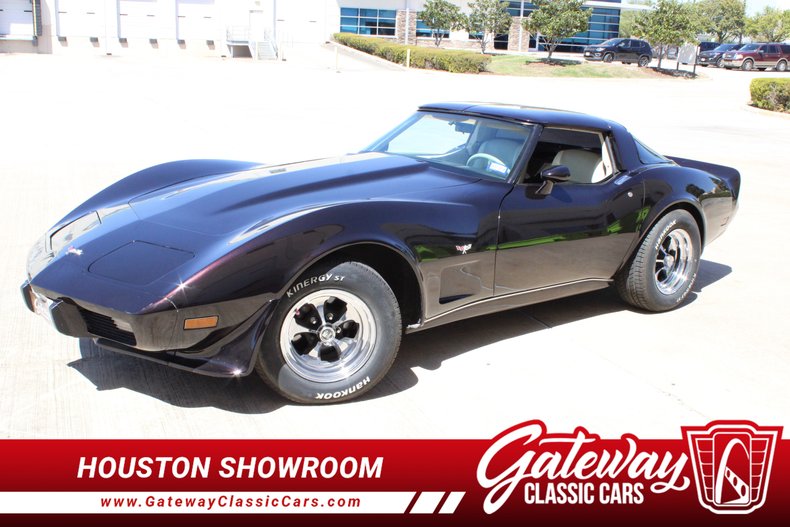 1979 Maroon Chevy Corvette T-Top