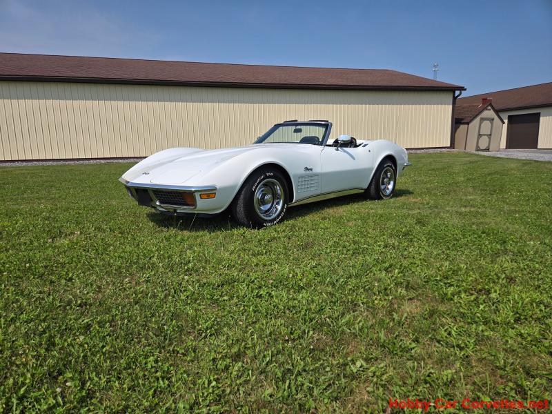 1972 White Corvette Convertible 1972 White Corvette Convertible