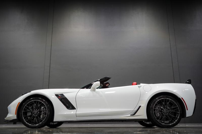 2016 ARTIC WHITE Chevy Corvette Convertible