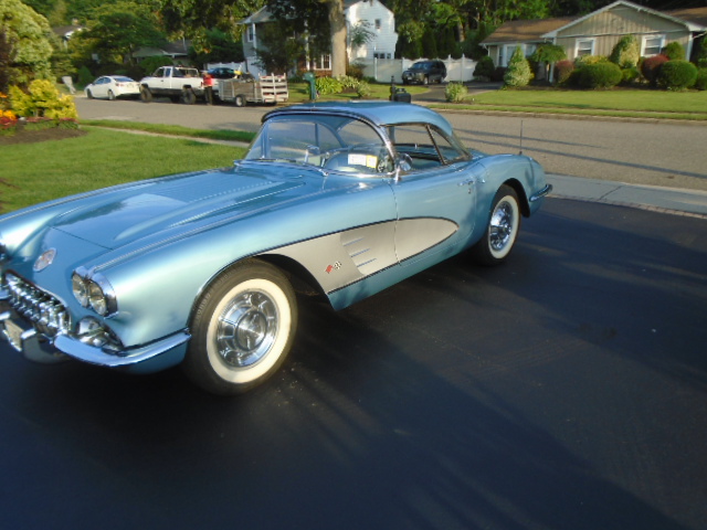 1958 CHEVROLET CORVETTE 1958 CHEVROLET CORVETTE