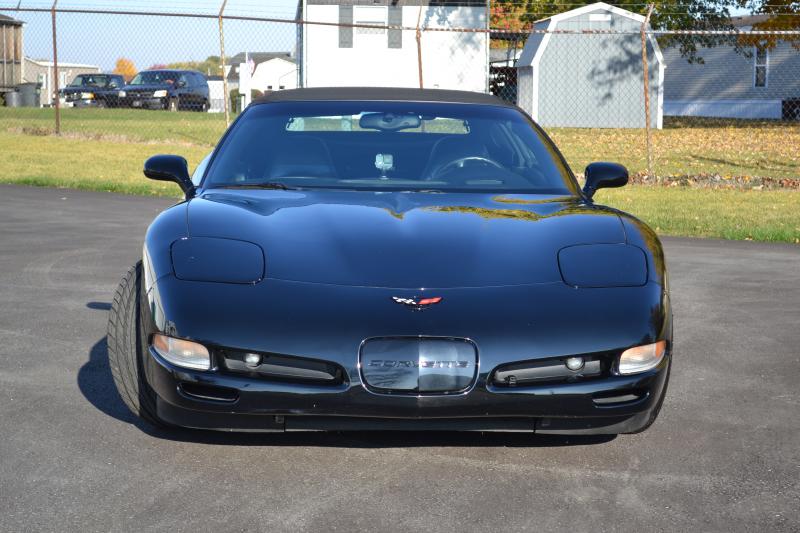 2001 Black Chevy Corvette Convertible 2001 Black Chevy Corvette Convertible