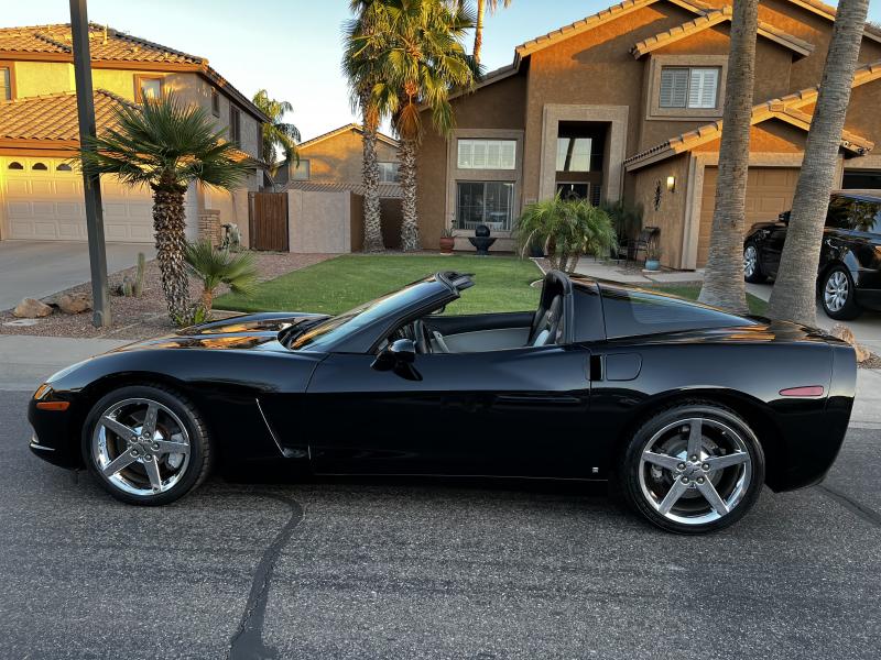 Black 2007 Corvette Coupe id:89952