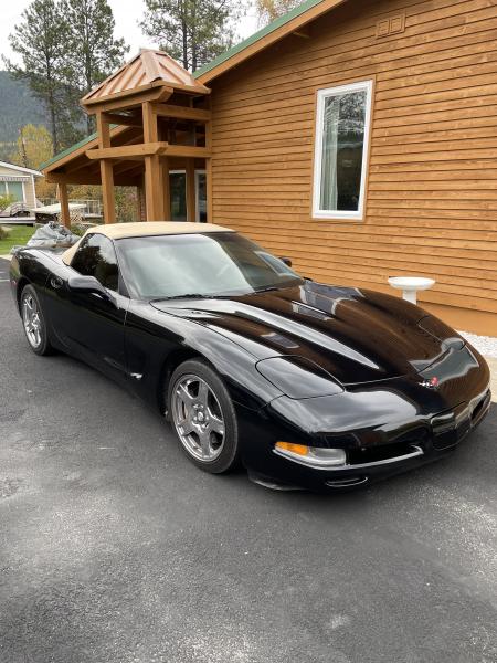 1998 Black Chevy Corvette Convertible 1998 Black Chevy Corvette Convertible