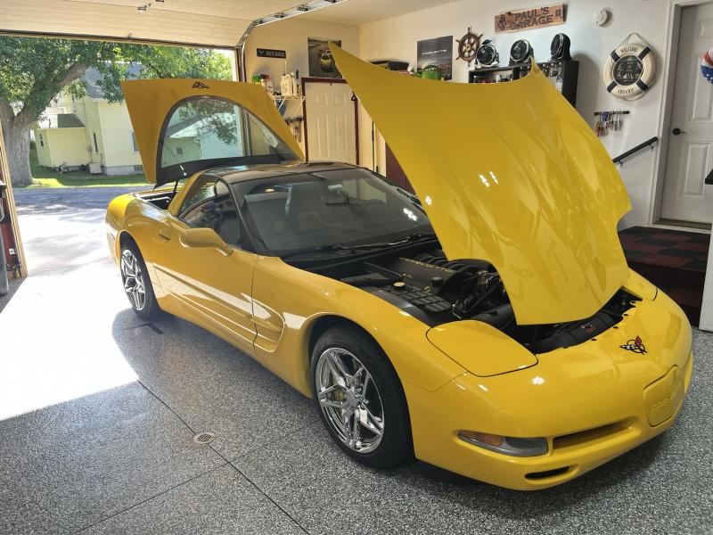 2004 Millenium Yellow Chevy Corvette Coupe