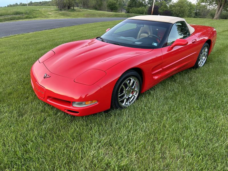 2001 Red Chevy Corvette Convertible 2001 Red Chevy Corvette Convertible