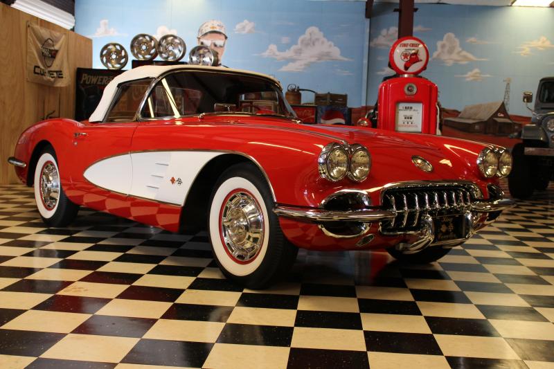 Red/White 1960 Corvette Convertible id:90185