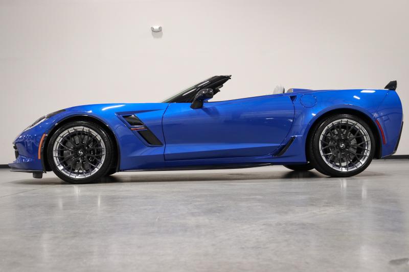 2019 ELKHART BLUE Chevy Corvette Convertible