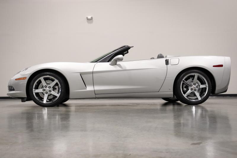 2007 MACHINE SILVER Chevy Corvette Convertible